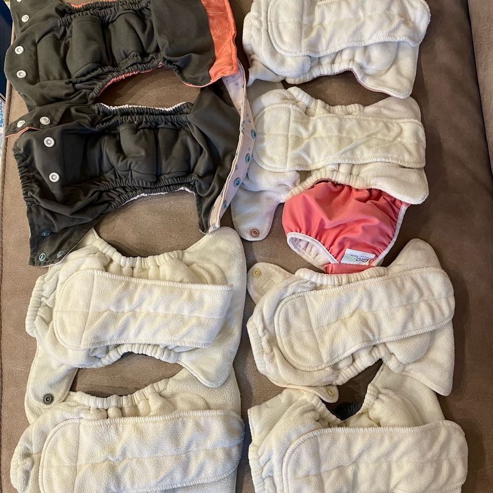 Huge lot of nearly new cloth diapers - LPO, Grovia, Esembly and more